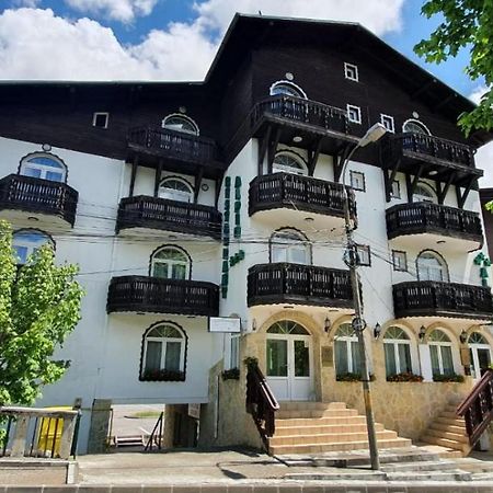 Pensiunea Alpin Predeal Exterior foto