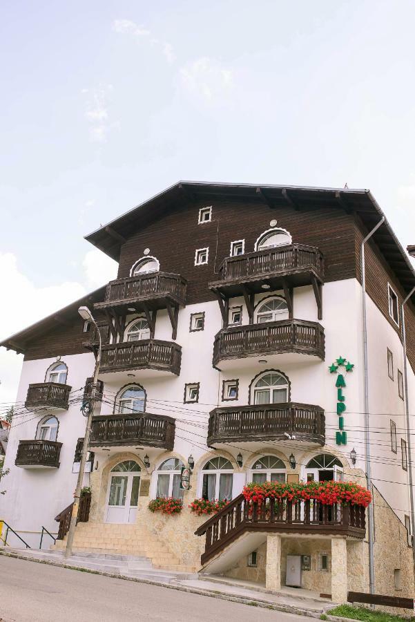 Pensiunea Alpin Predeal Exterior foto